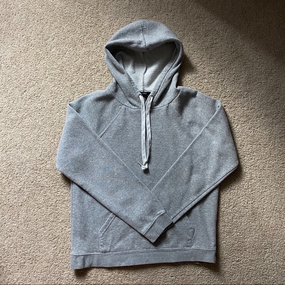 GRAY HOODIE - FOREVER 21